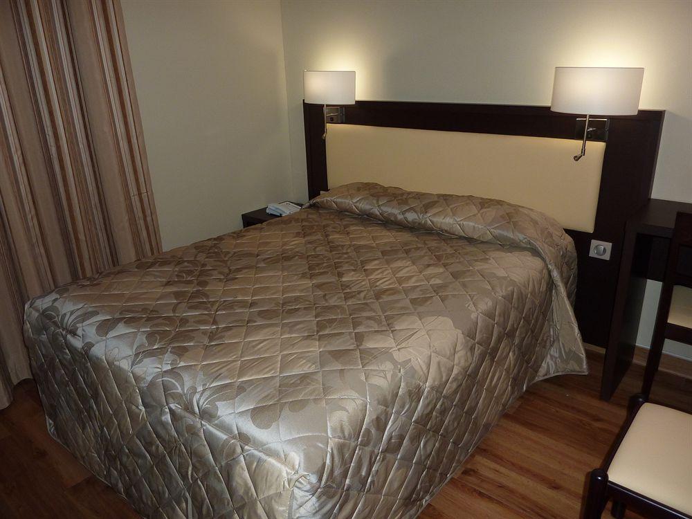 Hotel La Pinede Αζάτσιο Εξωτερικό φωτογραφία