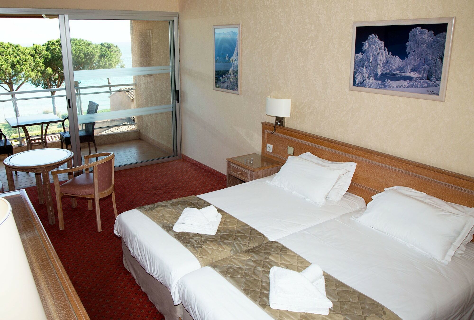 Hotel La Pinede Αζάτσιο Εξωτερικό φωτογραφία