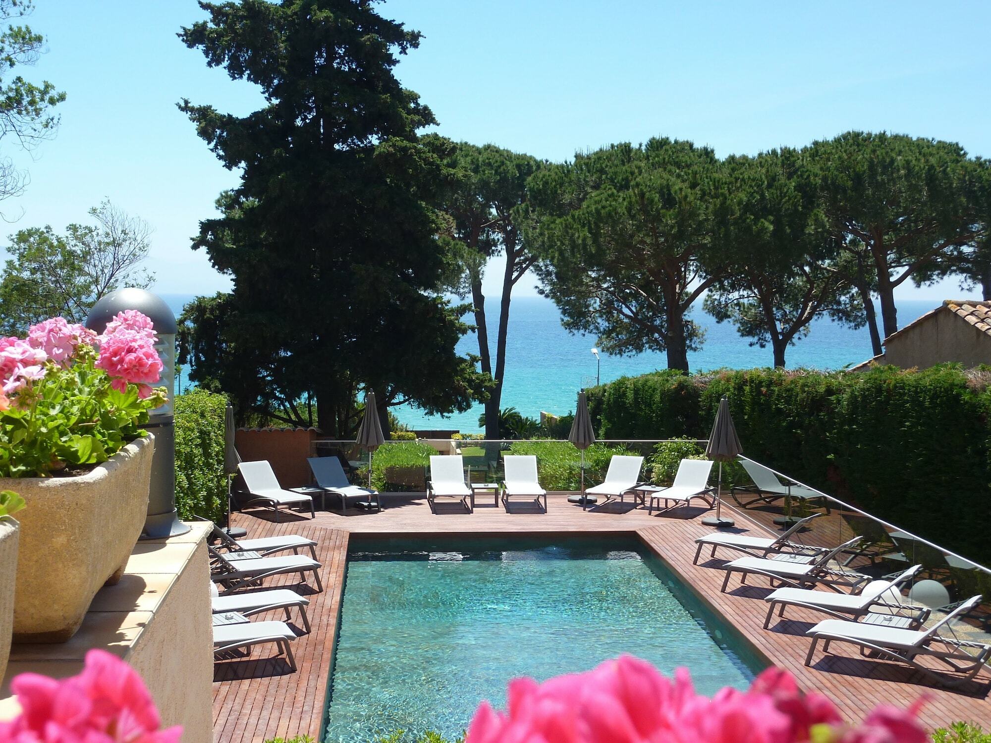 Hotel La Pinede Αζάτσιο Εξωτερικό φωτογραφία